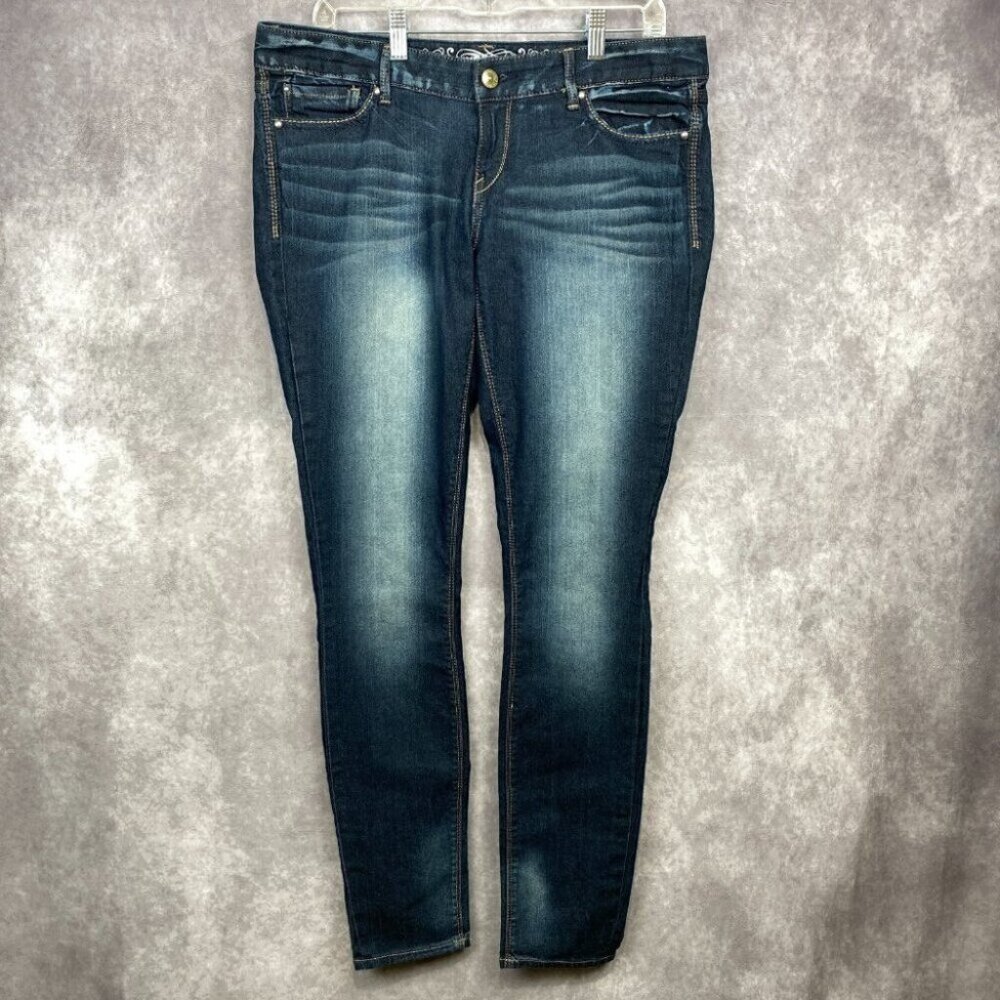 Women's Blue Jeans
